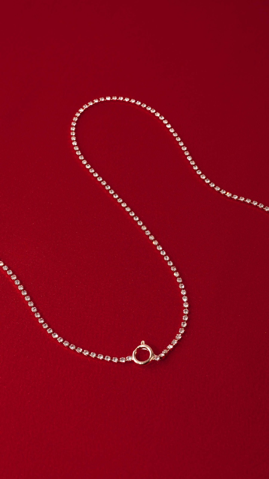 Abrazi Crystal Necklace 