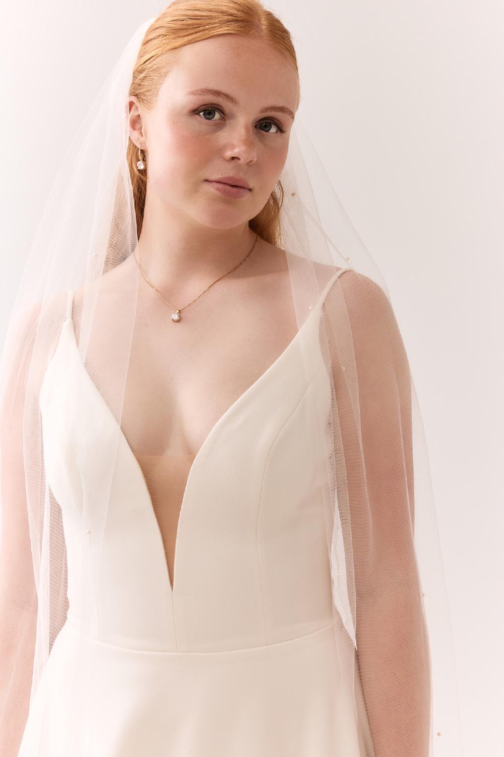 Josh Veil, Women, Ivory