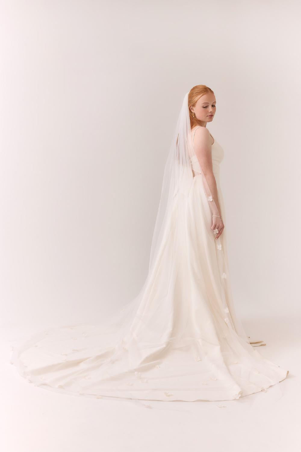 July Veil, Women, Ivory