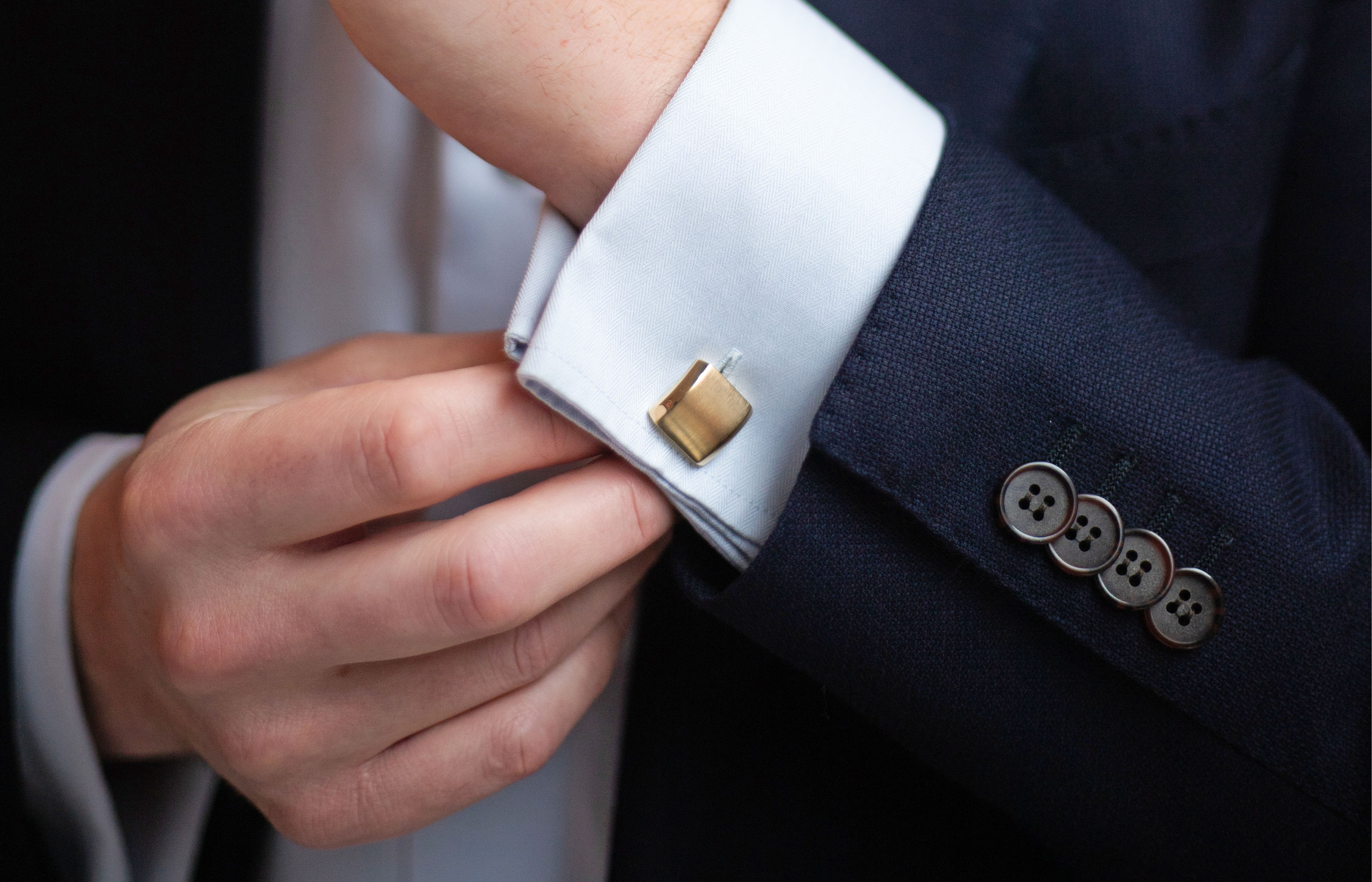 How and when to wear cufflinks | Abrazi