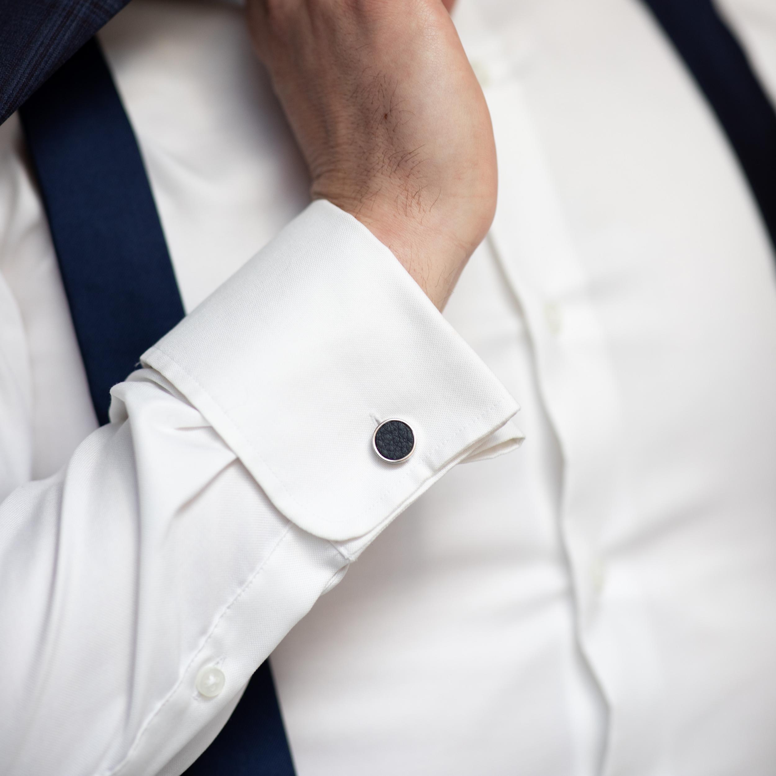 How and when to wear cufflinks | Abrazi How and when to wear cufflinks | Abrazi