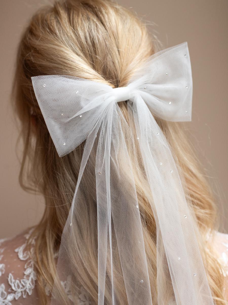 Abrazi Hair Bow Bride