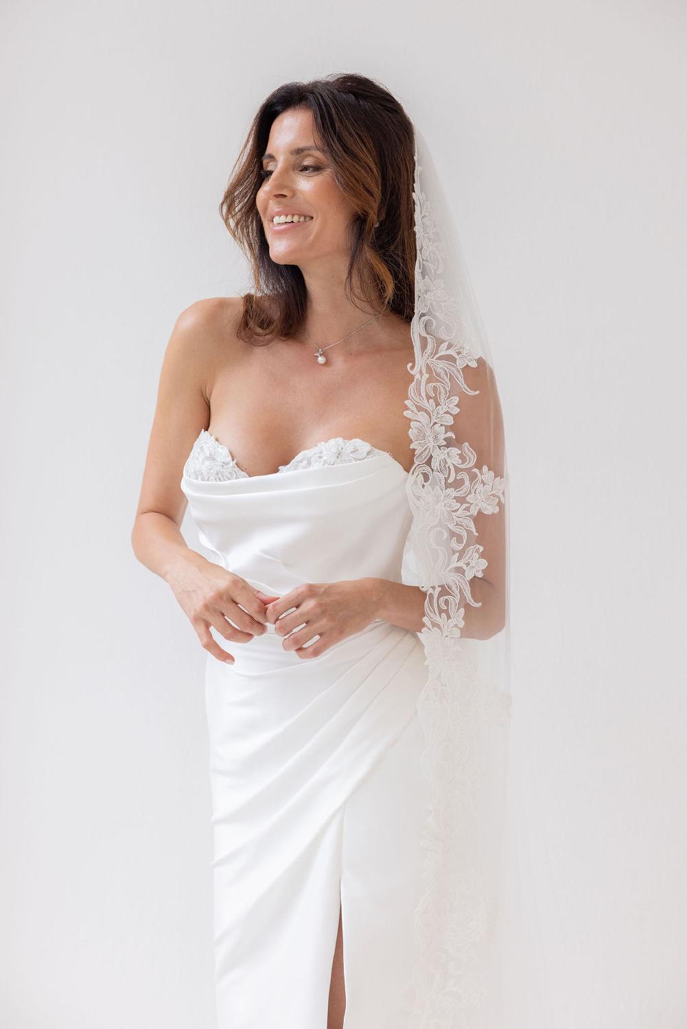 Miley Veil, Women, Ivory